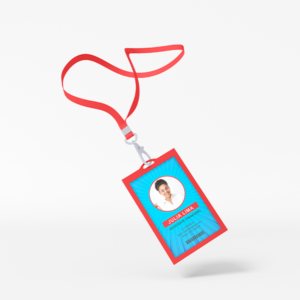 Crachá em PVC Branco 0,76mm com Laminação Cristal